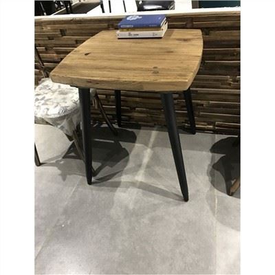 Tepi Meja Kopi Terpaku Tepi Kayu Elm Tua